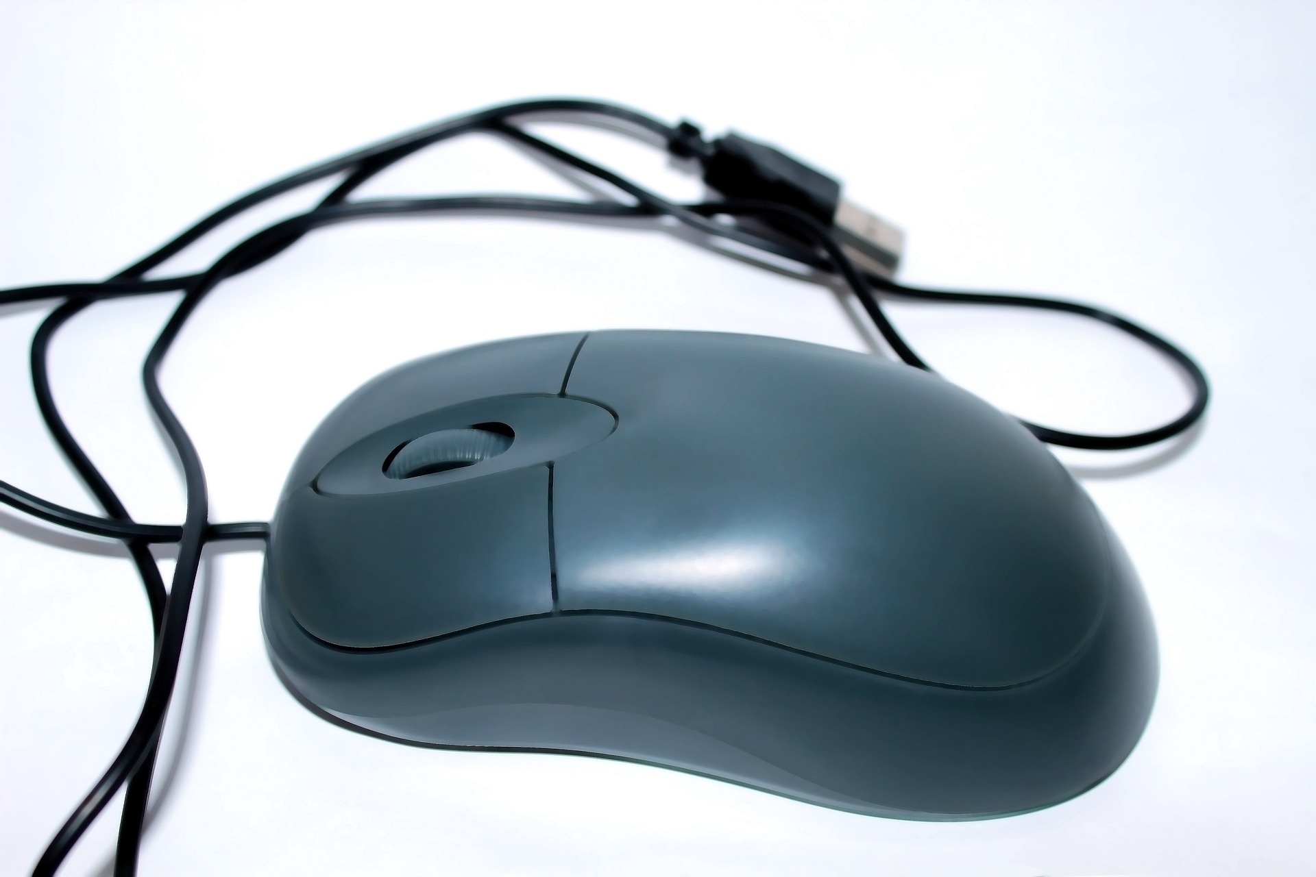 What Is A Wired Mouse An Its Advantages